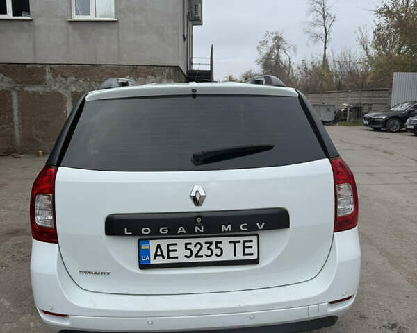 Белый Рено Логан, объемом двигателя 1.46 л и пробегом 120 тыс. км за 9200 $, фото 4 на Automoto.ua