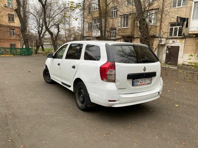 Білий Рено Логан, об'ємом двигуна 1.6 л та пробігом 650 тис. км за 3000 $, фото 4 на Automoto.ua