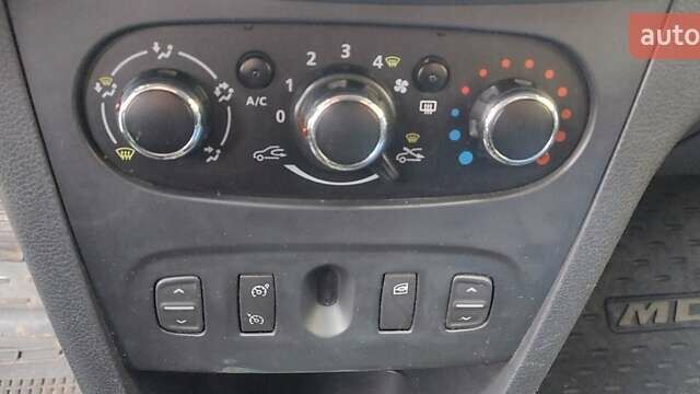 Белый Рено Логан, объемом двигателя 1.46 л и пробегом 226 тыс. км за 5900 $, фото 7 на Automoto.ua