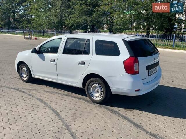 Белый Рено Логан, объемом двигателя 1.6 л и пробегом 205 тыс. км за 5300 $, фото 2 на Automoto.ua