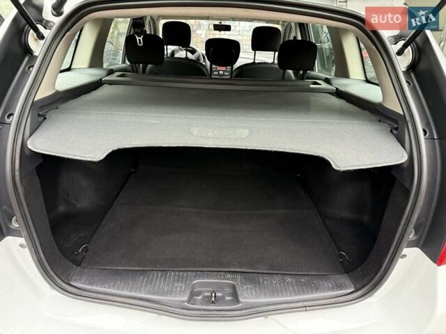 Белый Рено Логан, объемом двигателя 1.46 л и пробегом 190 тыс. км за 6900 $, фото 18 на Automoto.ua