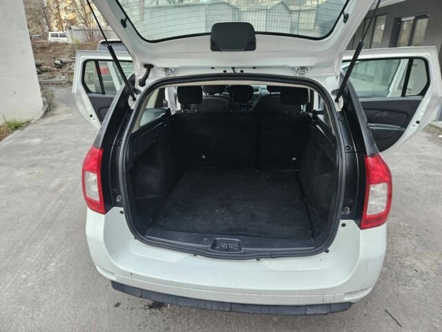 Белый Рено Логан, объемом двигателя 1.5 л и пробегом 138 тыс. км за 6800 $, фото 15 на Automoto.ua