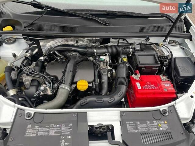 Белый Рено Логан, объемом двигателя 1.46 л и пробегом 167 тыс. км за 9500 $, фото 11 на Automoto.ua