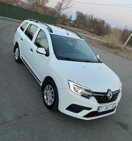 Белый Рено Логан, объемом двигателя 1.46 л и пробегом 100 тыс. км за 8099 $, фото 9 на Automoto.ua