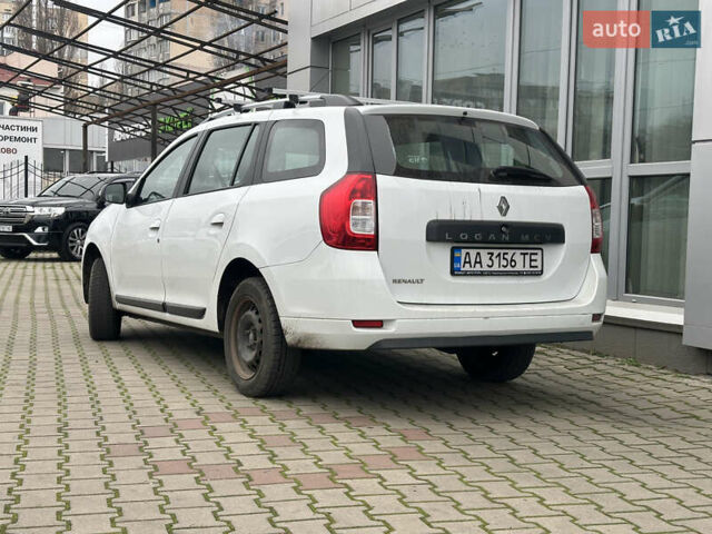 Білий Рено Логан, об'ємом двигуна 1.46 л та пробігом 300 тис. км за 5500 $, фото 4 на Automoto.ua
