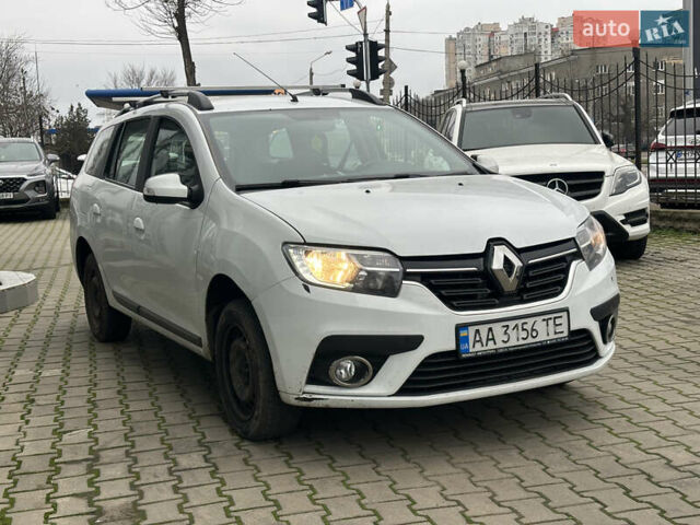 Білий Рено Логан, об'ємом двигуна 1.46 л та пробігом 300 тис. км за 5500 $, фото 2 на Automoto.ua