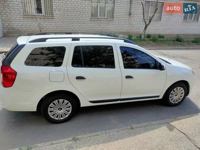 Белый Рено Логан, объемом двигателя 1.46 л и пробегом 178 тыс. км за 8700 $, фото 7 на Automoto.ua