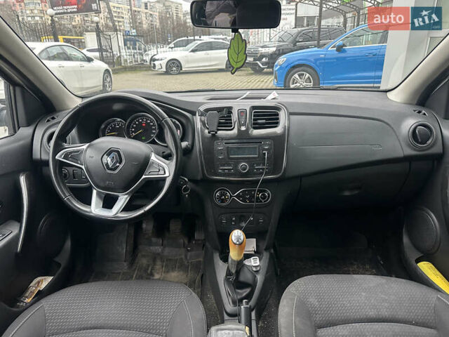 Білий Рено Логан, об'ємом двигуна 1.46 л та пробігом 300 тис. км за 5500 $, фото 7 на Automoto.ua