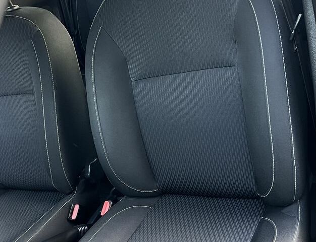 Білий Рено Логан, об'ємом двигуна 1.5 л та пробігом 56 тис. км за 9980 $, фото 12 на Automoto.ua
