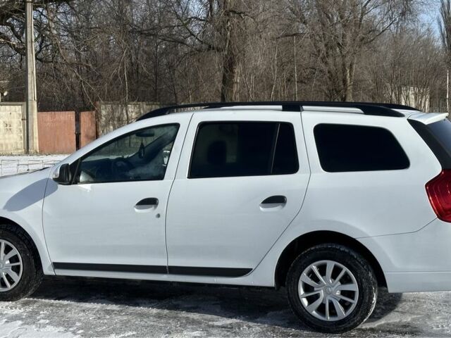 Білий Рено Логан, об'ємом двигуна 1.5 л та пробігом 74 тис. км за 8800 $, фото 4 на Automoto.ua