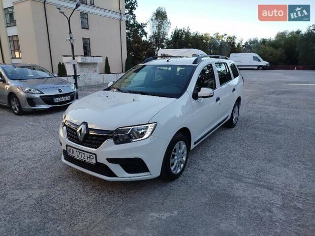 Белый Рено Логан, объемом двигателя 1.2 л и пробегом 150 тыс. км за 7500 $, фото 1 на Automoto.ua