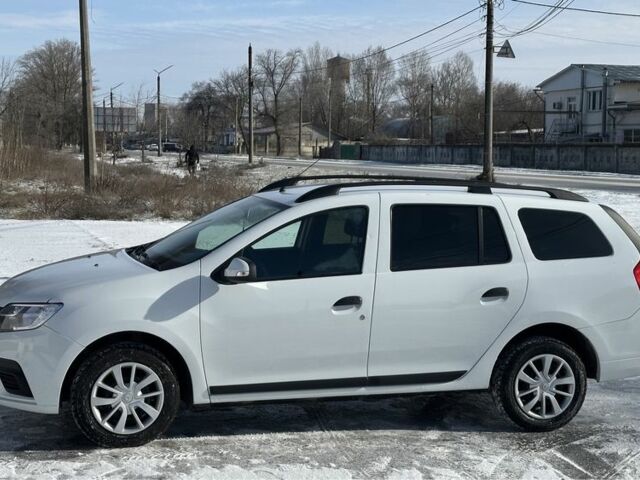 Білий Рено Логан, об'ємом двигуна 1.5 л та пробігом 74 тис. км за 8800 $, фото 11 на Automoto.ua
