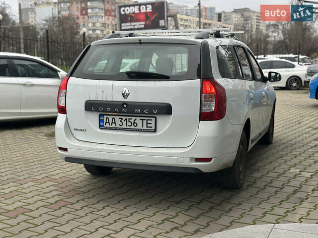 Білий Рено Логан, об'ємом двигуна 1.46 л та пробігом 300 тис. км за 5500 $, фото 6 на Automoto.ua