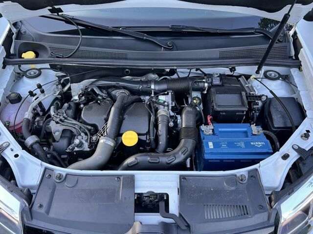 Білий Рено Логан, об'ємом двигуна 1.5 л та пробігом 56 тис. км за 9980 $, фото 20 на Automoto.ua
