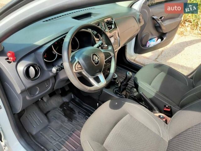 Белый Рено Логан, объемом двигателя 1.46 л и пробегом 178 тыс. км за 8700 $, фото 11 на Automoto.ua