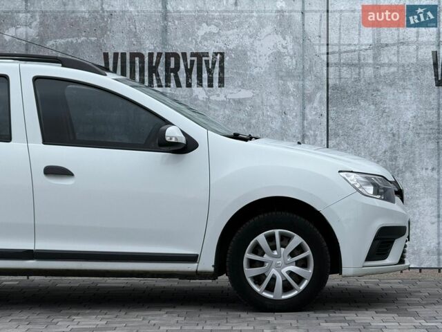 Білий Рено Логан, об'ємом двигуна 1.46 л та пробігом 190 тис. км за 7700 $, фото 7 на Automoto.ua