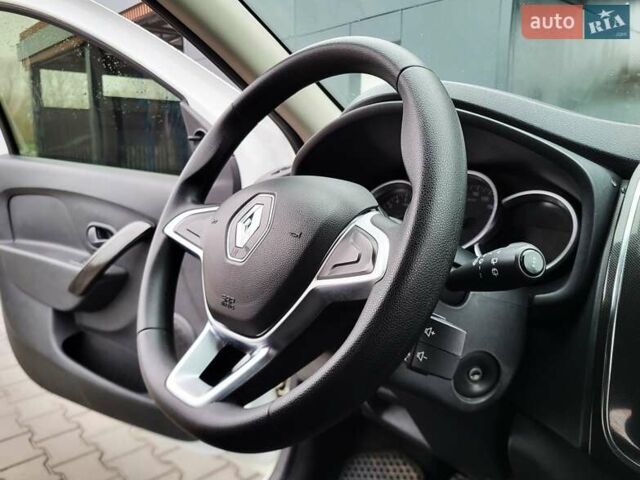 Білий Рено Логан, об'ємом двигуна 1.46 л та пробігом 94 тис. км за 8900 $, фото 18 на Automoto.ua