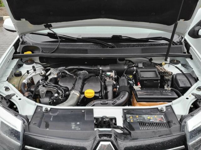 Білий Рено Логан, об'ємом двигуна 1.5 л та пробігом 94 тис. км за 8900 $, фото 21 на Automoto.ua