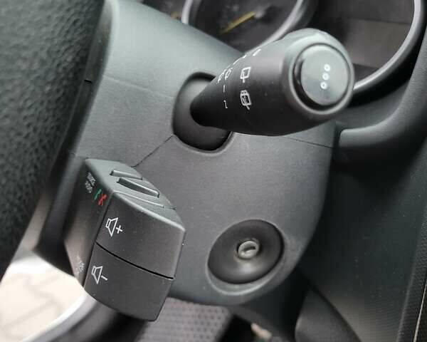 Білий Рено Логан, об'ємом двигуна 1.46 л та пробігом 94 тис. км за 8900 $, фото 19 на Automoto.ua