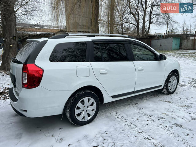 Білий Рено Логан, об'ємом двигуна 1.46 л та пробігом 70 тис. км за 10200 $, фото 3 на Automoto.ua