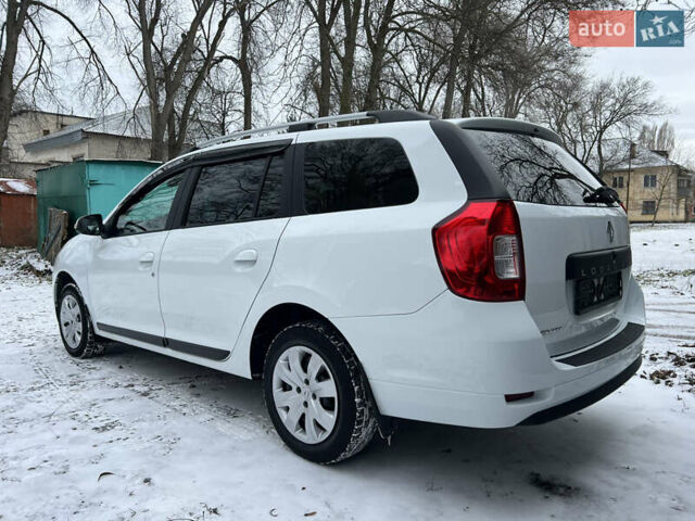 Білий Рено Логан, об'ємом двигуна 1.46 л та пробігом 70 тис. км за 10200 $, фото 2 на Automoto.ua