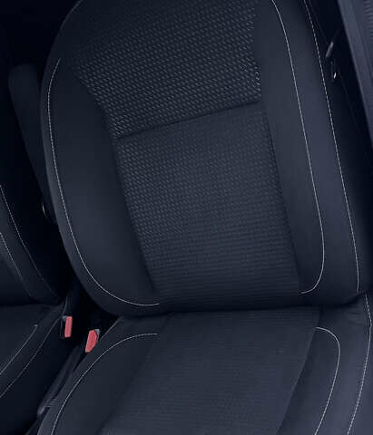 Білий Рено Логан, об'ємом двигуна 1.46 л та пробігом 70 тис. км за 10500 $, фото 12 на Automoto.ua