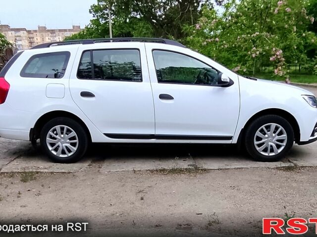 Білий Рено Логан, об'ємом двигуна 1.5 л та пробігом 52 тис. км за 10900 $, фото 2 на Automoto.ua