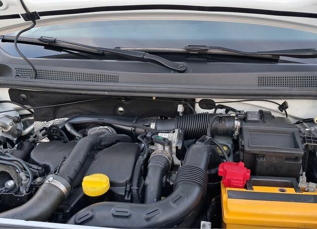 Белый Рено Логан, объемом двигателя 1.5 л и пробегом 73 тыс. км за 10300 $, фото 21 на Automoto.ua