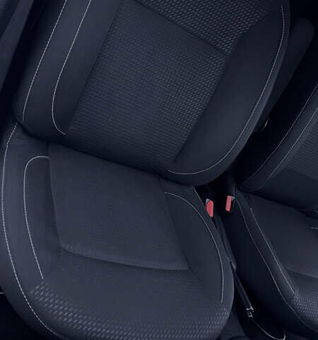 Білий Рено Логан, об'ємом двигуна 1.46 л та пробігом 70 тис. км за 10500 $, фото 15 на Automoto.ua