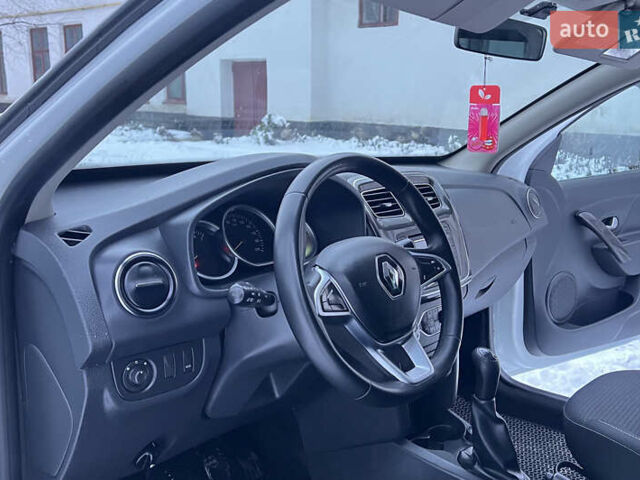 Білий Рено Логан, об'ємом двигуна 1.46 л та пробігом 70 тис. км за 10500 $, фото 9 на Automoto.ua