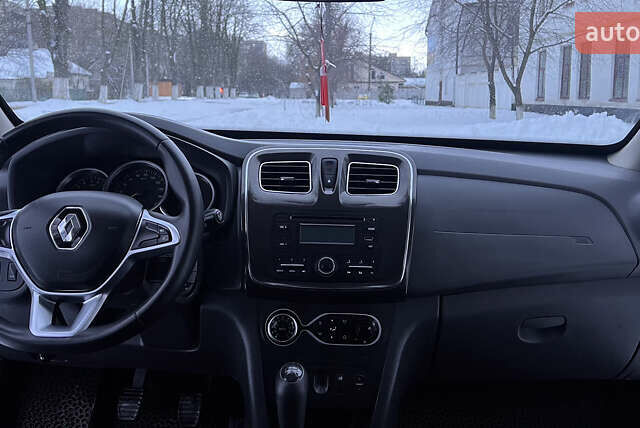 Білий Рено Логан, об'ємом двигуна 1.46 л та пробігом 70 тис. км за 10500 $, фото 20 на Automoto.ua