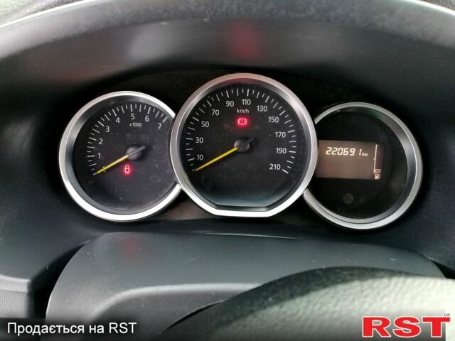 Белый Рено Логан, объемом двигателя 1.5 л и пробегом 221 тыс. км за 5800 $, фото 13 на Automoto.ua