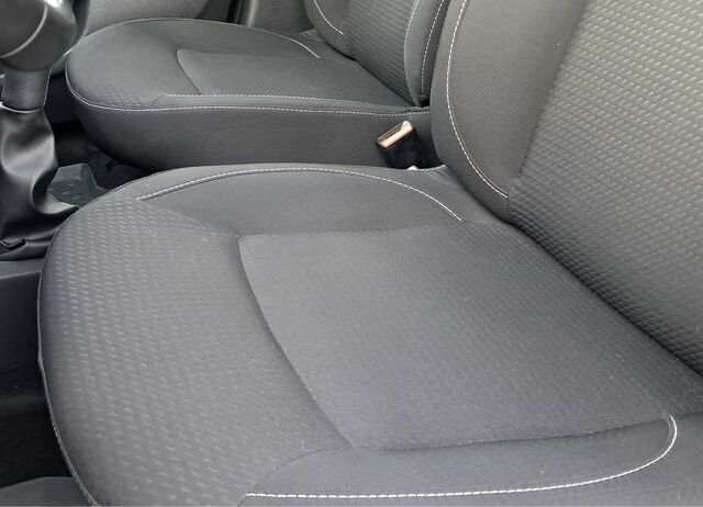 Белый Рено Логан, объемом двигателя 1.5 л и пробегом 73 тыс. км за 10300 $, фото 12 на Automoto.ua