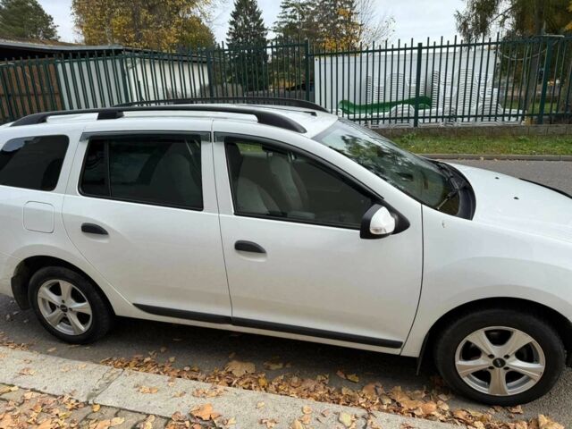 Білий Рено Логан, об'ємом двигуна 1.5 л та пробігом 56 тис. км за 10800 $, фото 4 на Automoto.ua