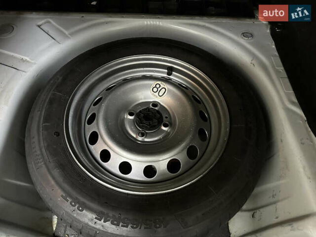 Білий Рено Логан, об'ємом двигуна 1.46 л та пробігом 152 тис. км за 9300 $, фото 25 на Automoto.ua