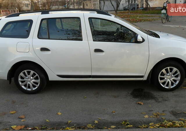 Белый Рено Логан, объемом двигателя 1.5 л и пробегом 128 тыс. км за 8400 $, фото 6 на Automoto.ua