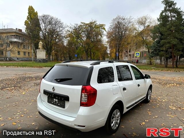 Белый Рено Логан, объемом двигателя 1.5 л и пробегом 73 тыс. км за 10300 $, фото 5 на Automoto.ua