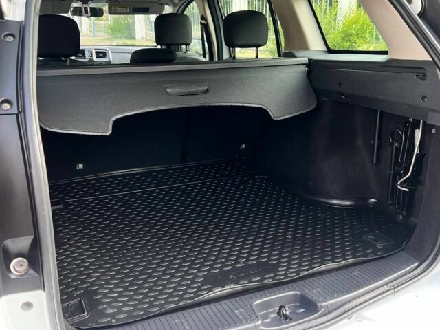 Белый Рено Логан, объемом двигателя 0 л и пробегом 69 тыс. км за 10700 $, фото 12 на Automoto.ua