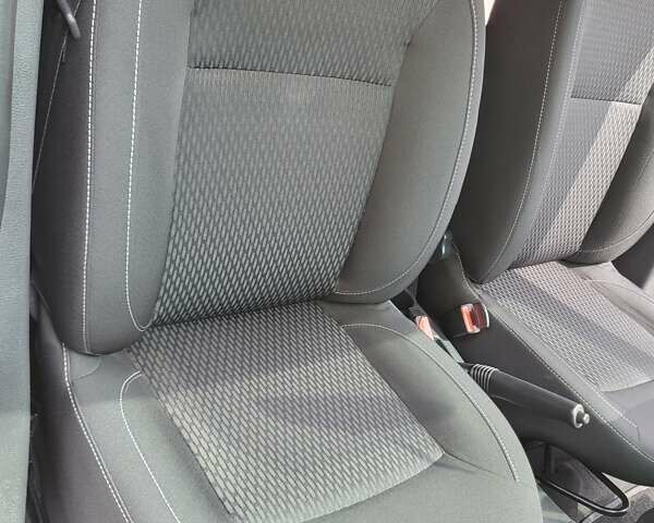 Білий Рено Логан, об'ємом двигуна 1.46 л та пробігом 70 тис. км за 10900 $, фото 35 на Automoto.ua