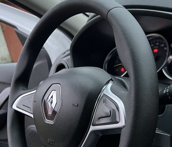 Белый Рено Логан, объемом двигателя 1.5 л и пробегом 63 тыс. км за 10500 $, фото 14 на Automoto.ua