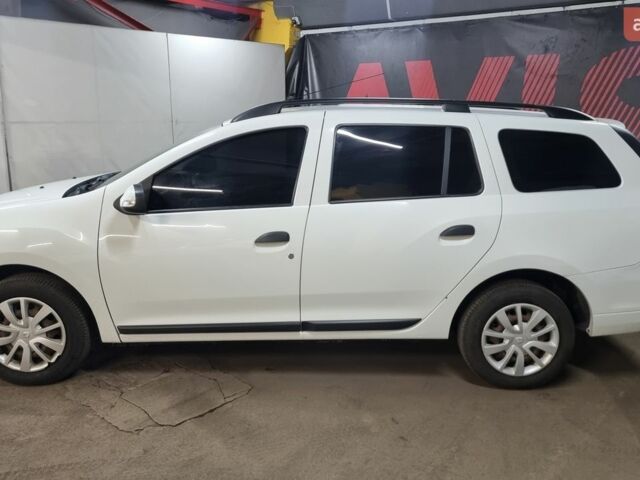 Белый Рено Логан, объемом двигателя 1.46 л и пробегом 156 тыс. км за 9300 $, фото 2 на Automoto.ua