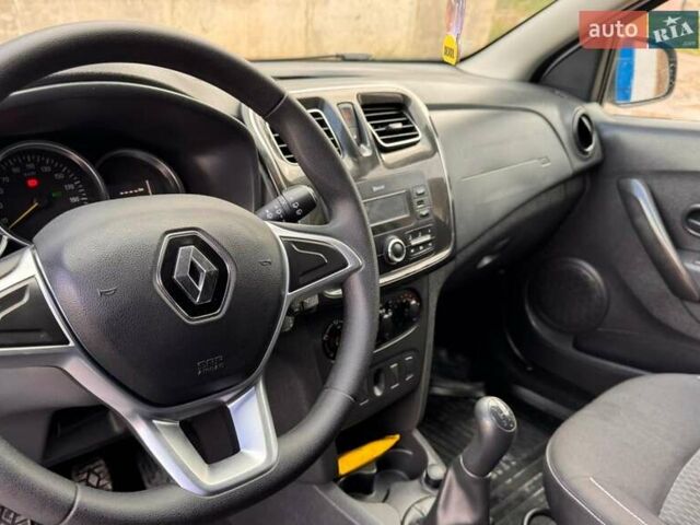 Белый Рено Логан, объемом двигателя 1.46 л и пробегом 69 тыс. км за 11500 $, фото 1 на Automoto.ua