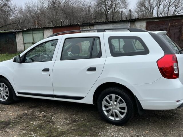 Белый Рено Логан, объемом двигателя 1.5 л и пробегом 63 тыс. км за 10500 $, фото 7 на Automoto.ua