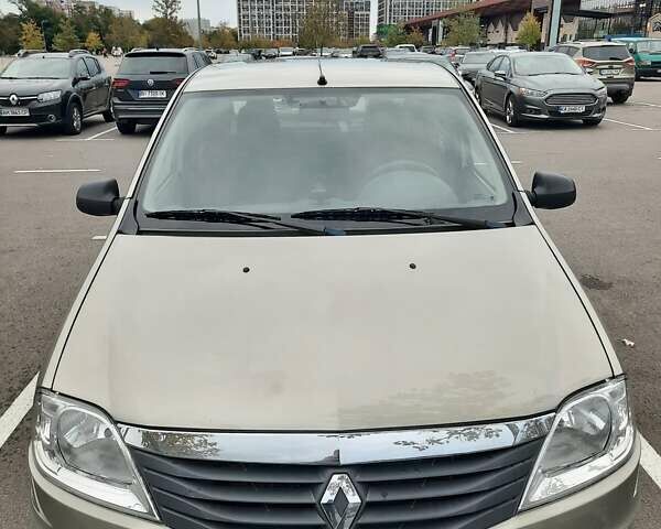 Бежевий Рено Логан, об'ємом двигуна 1.39 л та пробігом 171 тис. км за 3950 $, фото 3 на Automoto.ua