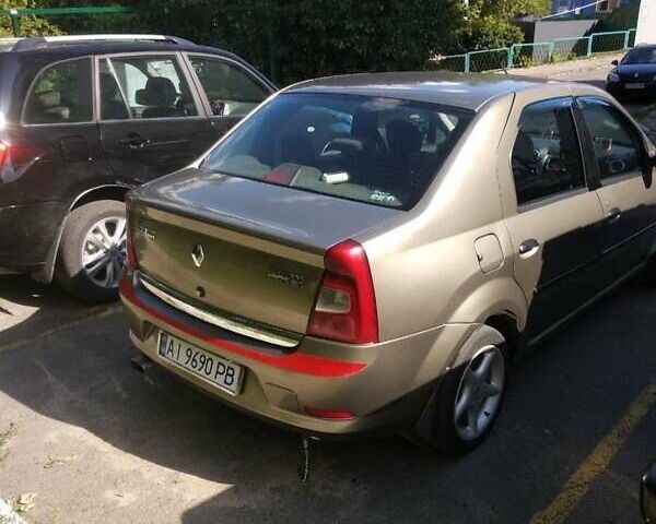Бежевый Рено Логан, объемом двигателя 1.6 л и пробегом 370 тыс. км за 4500 $, фото 2 на Automoto.ua