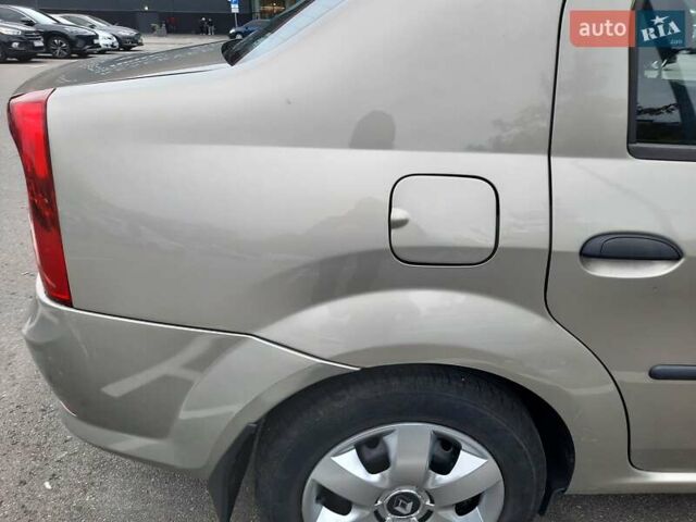 Бежевий Рено Логан, об'ємом двигуна 1.39 л та пробігом 171 тис. км за 3950 $, фото 7 на Automoto.ua