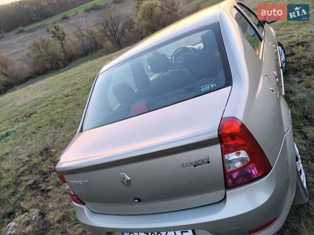 Бежевый Рено Логан, объемом двигателя 1.39 л и пробегом 175 тыс. км за 4999 $, фото 40 на Automoto.ua
