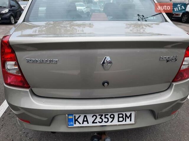 Бежевий Рено Логан, об'ємом двигуна 1.39 л та пробігом 171 тис. км за 3950 $, фото 9 на Automoto.ua