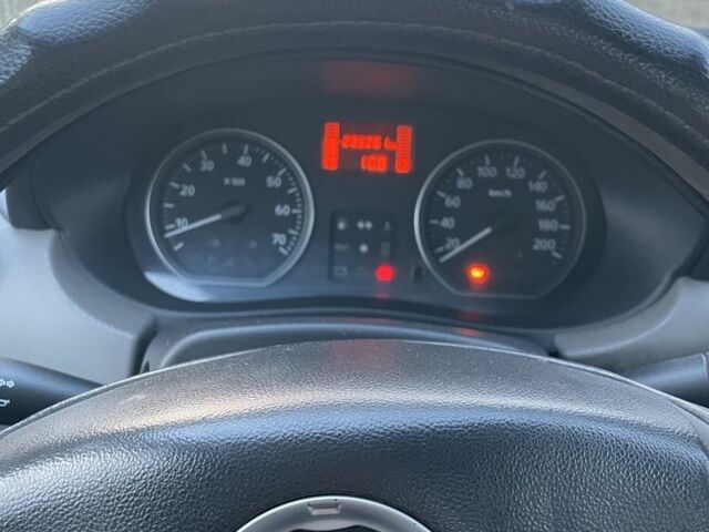 Бежевий Рено Логан, об'ємом двигуна 1.5 л та пробігом 330 тис. км за 3200 $, фото 7 на Automoto.ua