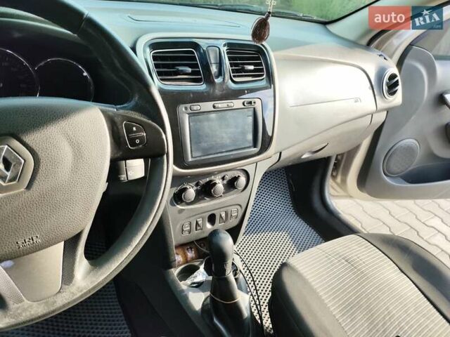 Бежевый Рено Логан, объемом двигателя 1.15 л и пробегом 169 тыс. км за 6300 $, фото 26 на Automoto.ua